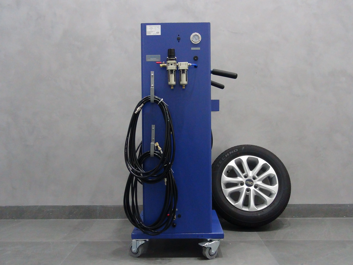 Nitrogen Generator and Conversion System for 4 Tires Simultaneous Inflation  For  Motorcycle, Car, Light Truck E-1160-N2P (Indoor)