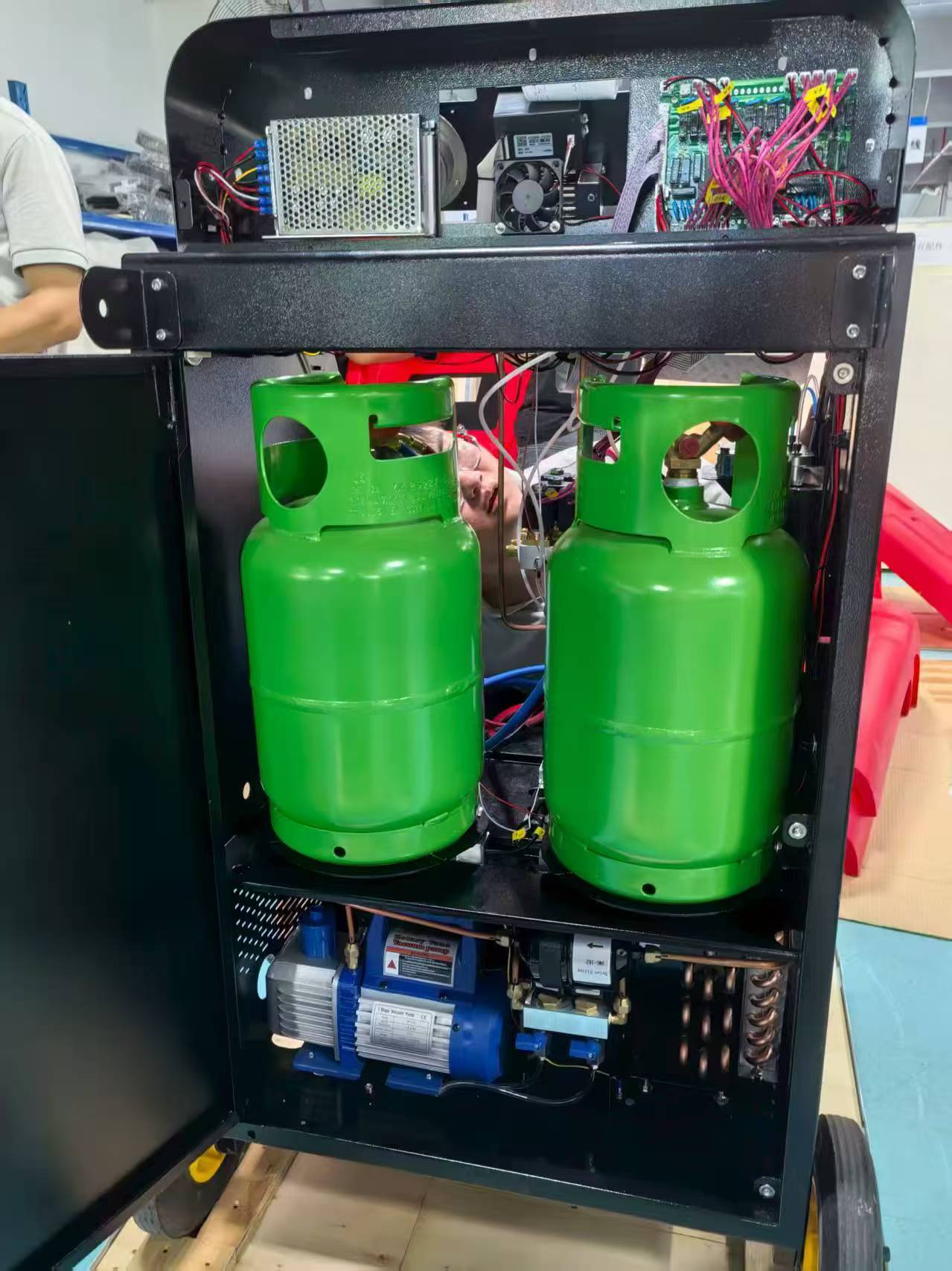 Dual AC System Flushing & Recovery Machine